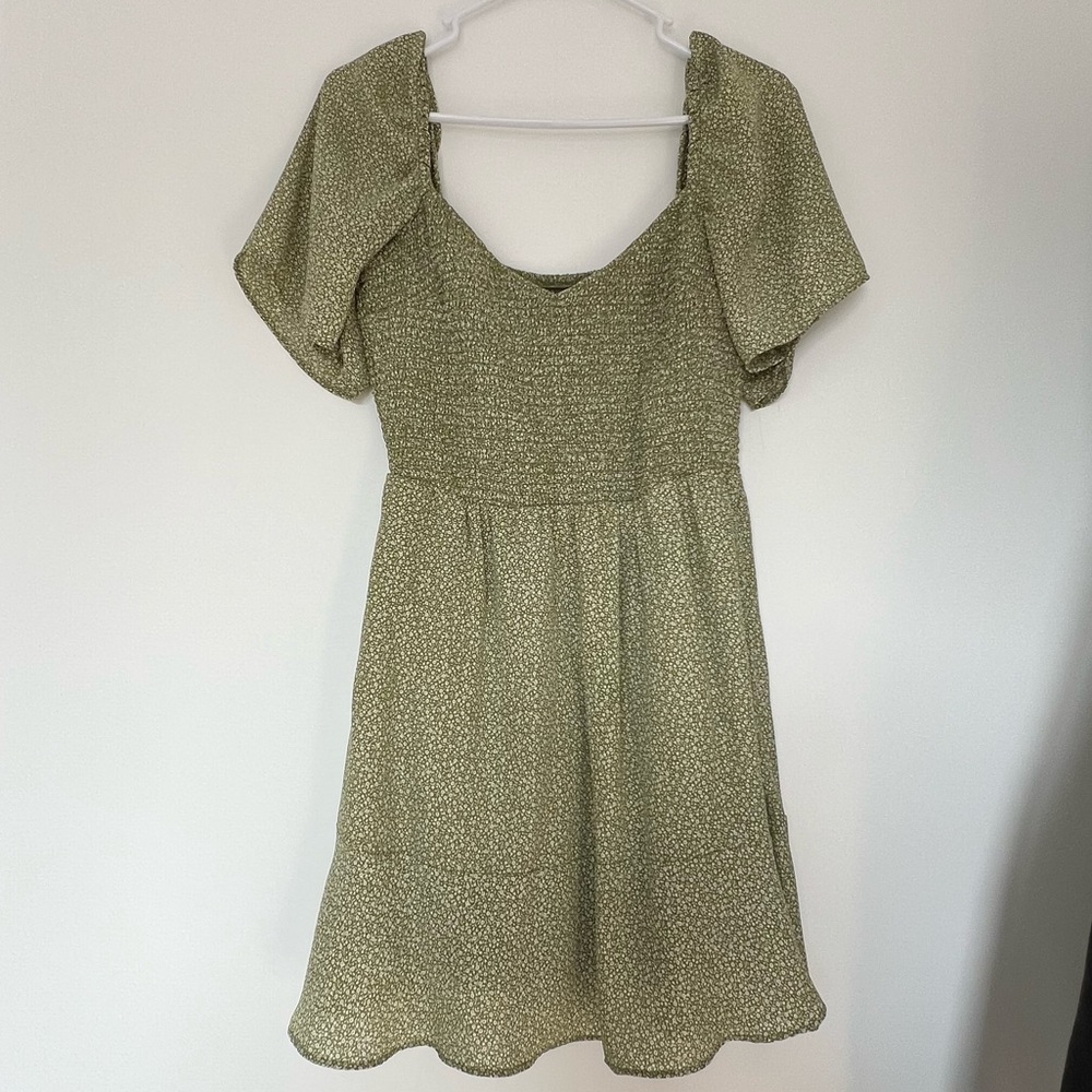 LAST DAY 2/9 | Flutter Sleeve Smocked Floral Mini Dress